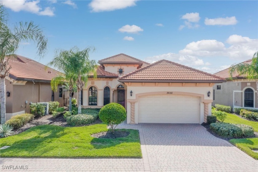 WATERFRONT WITH SOUTHERN EXPOSURE! From the moment you walk in - Beach Home for sale in Fort Myers, Florida on Beachhouse.com