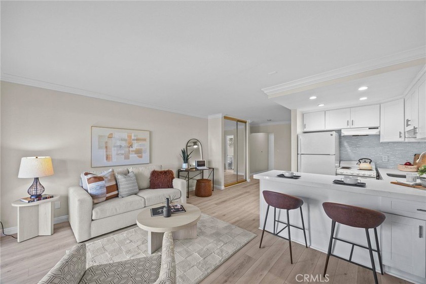 Beautifully redesigned studio unit at Versailles in Newport - Beach Condo for sale in Newport Beach, California on Beachhouse.com