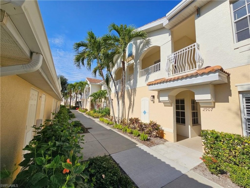 Welcome to your dream home in the heart of Bridgewater Bay! This - Beach Home for sale in Naples, Florida on Beachhouse.com