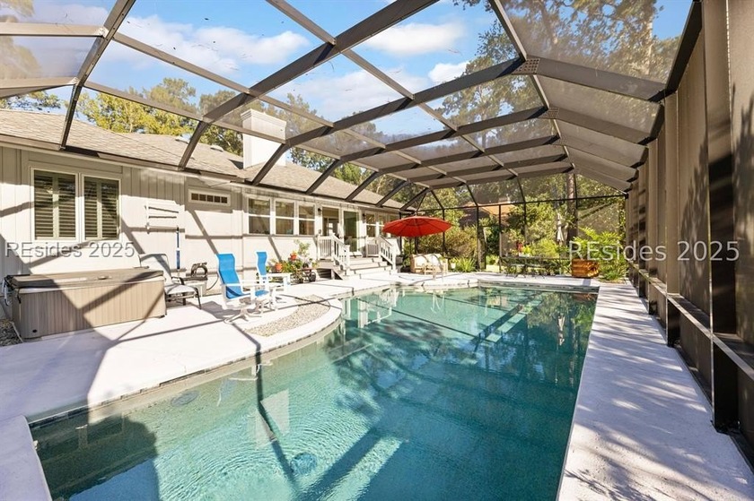 Discover this inviting Rose Hill charmer-a comfortable 3 BR, 2 - Beach Home for sale in Bluffton, South Carolina on Beachhouse.com