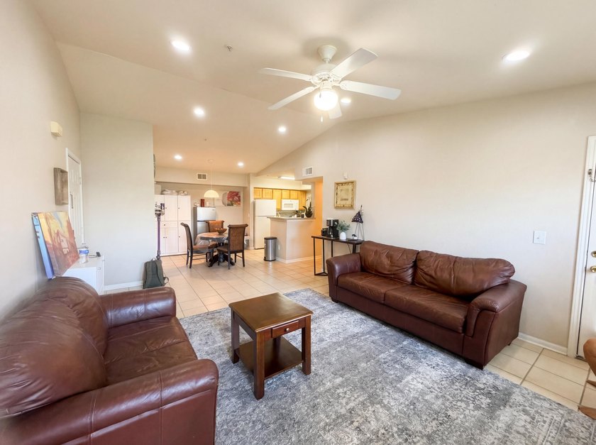Investor Ready - Indian Lake Condo! This 3-bedroom, 2-bath - Beach Condo for sale in Destin, Florida on Beachhouse.com