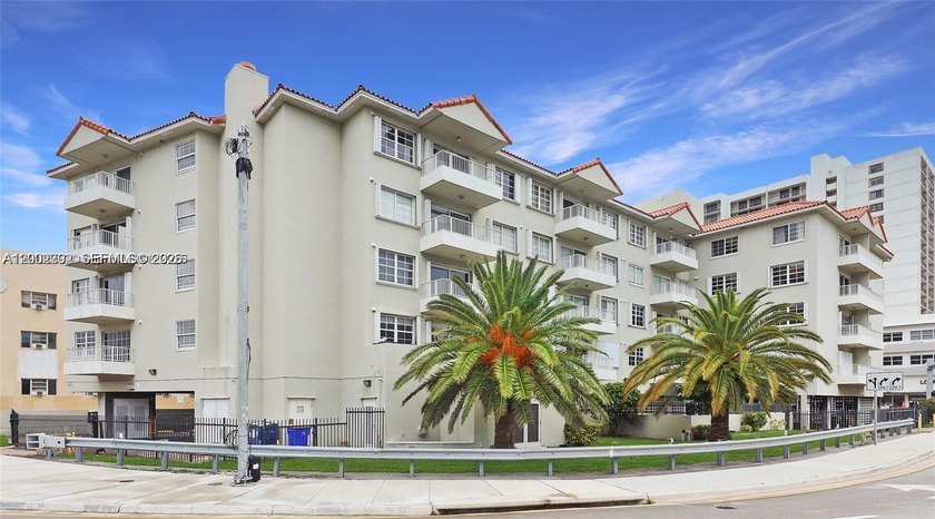 Amazing opportunity at Lake Beach Club in Miami Beach. 2-bed / - Beach Condo for sale in Miami Beach, Florida on Beachhouse.com