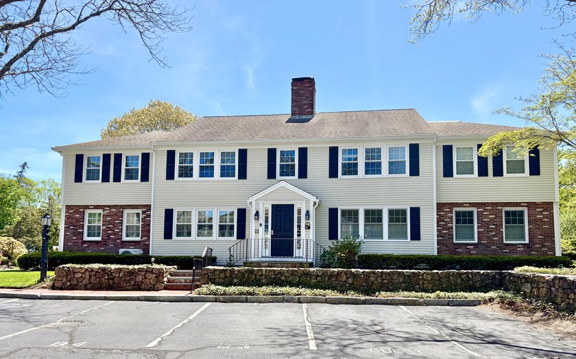 RARE to market! First opportunity in YEARS in Osterville's - Beach Condo for sale in Osterville, Massachusetts on Beachhouse.com