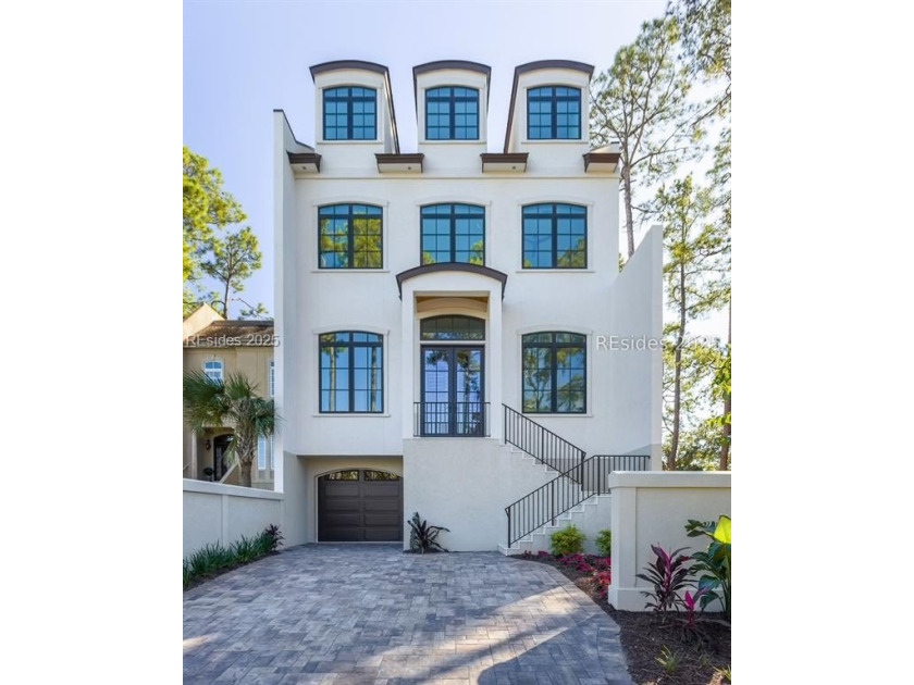 Introducing 47 Wexford on the Green - a stunning new - Beach Home for sale in Hilton Head Island, South Carolina on Beachhouse.com