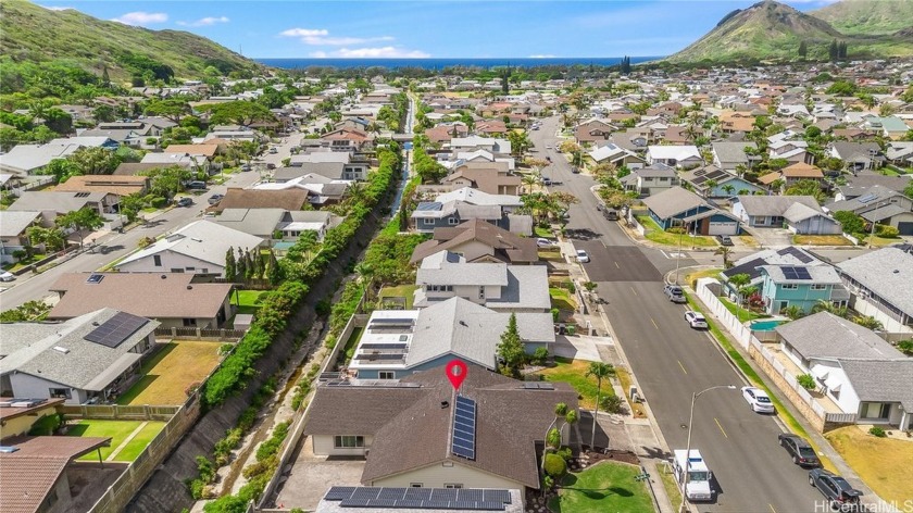 One of 3 valleys in Hawaii Kai, Kalama Valley, is tucked away - Beach Home for sale in Honolulu, Hawaii on Beachhouse.com