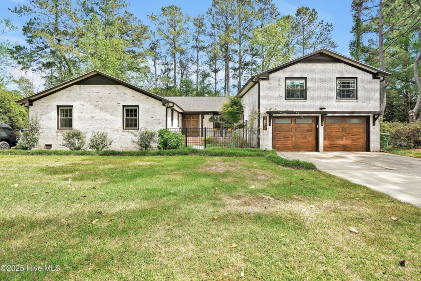 This Pine Valley beauty sits on .48 acres offering updates - Beach Home for sale in Wilmington, North Carolina on Beachhouse.com