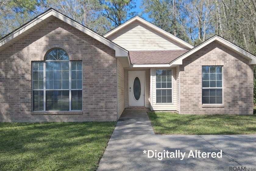 Opportunity awaits! This home has good bones and is ready for a - Beach Home for sale in Slidell, Louisiana on Beachhouse.com