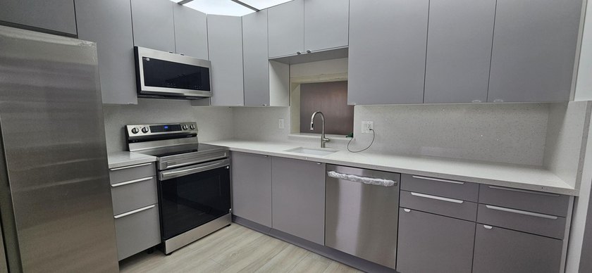 Beautiful View of Pool from your patio.2 bedroom2 full baths 1 - Beach Condo for sale in Hallandale Beach, Florida on Beachhouse.com