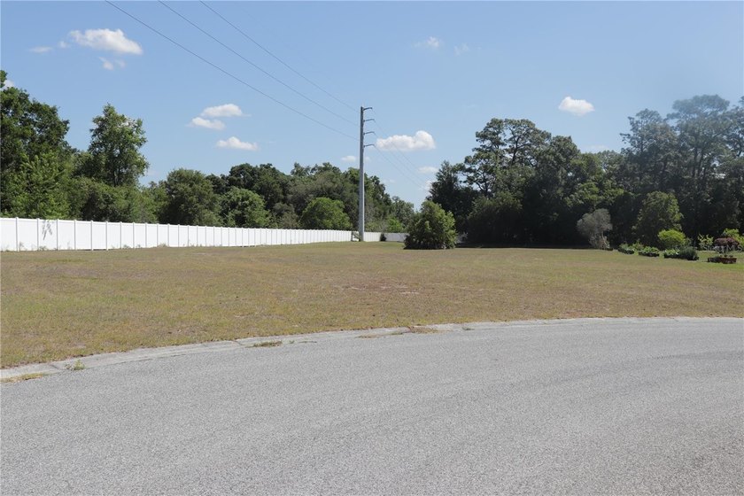 Amazing opportunity to own 1.2 acres situated in a gated 8 lot - Beach Lot for sale in New Port Richey, Florida on Beachhouse.com