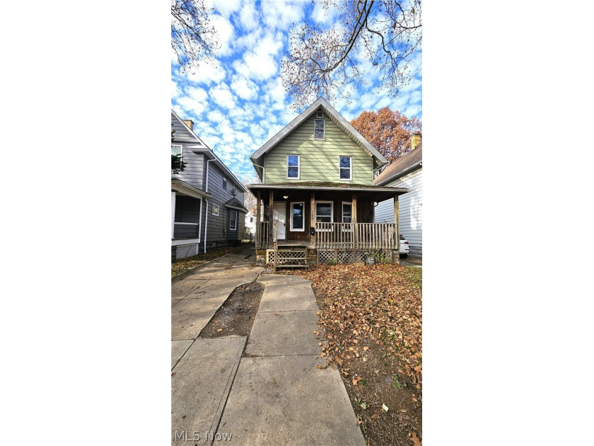 Well maintained, occupied, cash flowing single family Colonial - Beach Home for sale in Cleveland, Ohio on Beachhouse.com