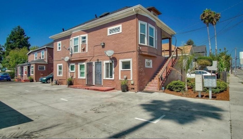 Great opportunity to own an income property with walking - Beach Commercial for sale in Santa Cruz, California on Beachhouse.com
