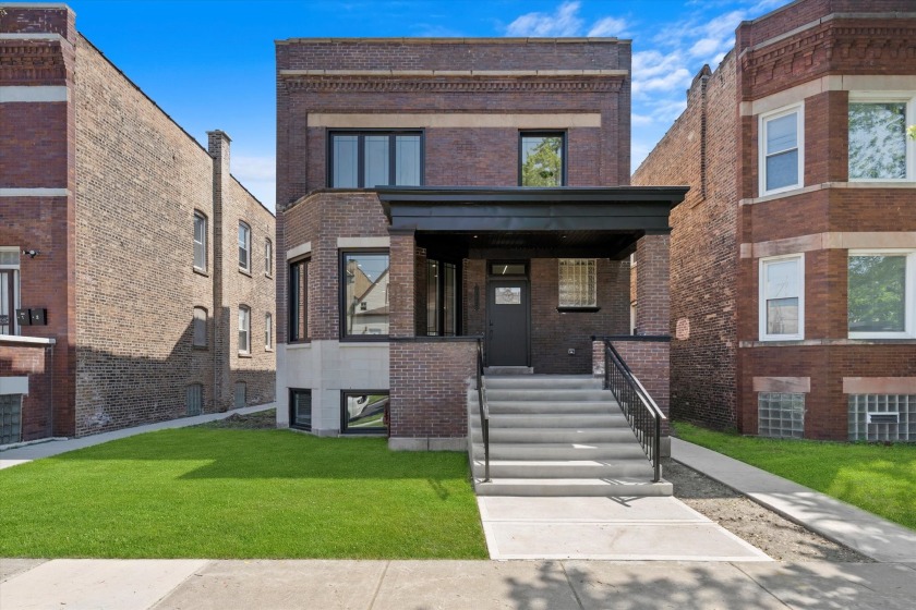 Step into your dream home in Chicago's desirable South Shore - Beach Home for sale in Chicago, Illinois on Beachhouse.com