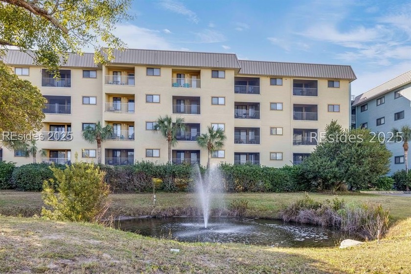 Vacation time awaits! Beautifully updated 2BD/2BA villa in a - Beach Condo for sale in Hilton Head Island, South Carolina on Beachhouse.com