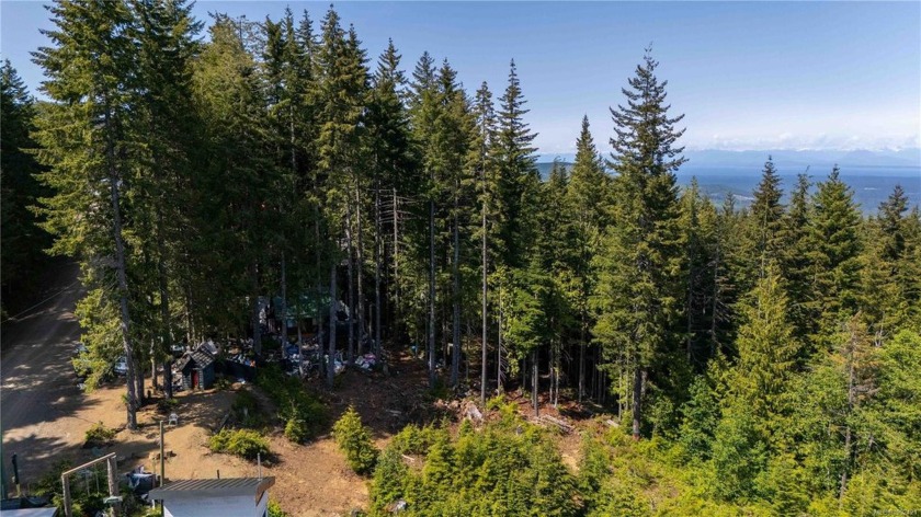 Discover the breathtaking views of the stunning Comox Valley - Beach Lot for sale in Courtenay,  on Beachhouse.com