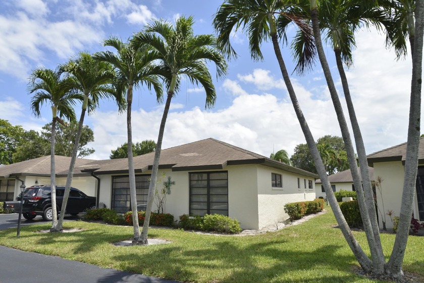 Introducing 10059 Eaglewood Road b, an oversized and spacious - Beach Home for sale in Boynton Beach, Florida on Beachhouse.com