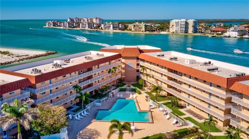 Spectacular wide water views from this top floor residence - Beach Condo for sale in Marco Island, Florida on Beachhouse.com