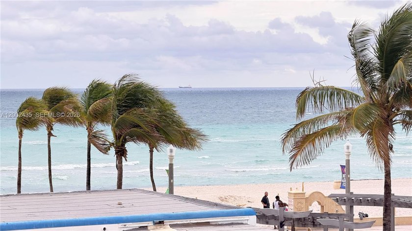 Beachside Studio Investment Opportunity | Hollywood Beach.

 - Beach Condo for sale in Hollywood, Florida on Beachhouse.com