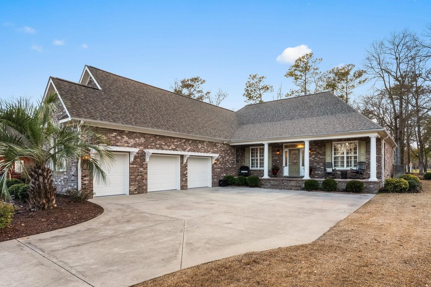 Spectacular views of the 13th tee and 14th fairway set an - Beach Home for sale in Longs, South Carolina on Beachhouse.com