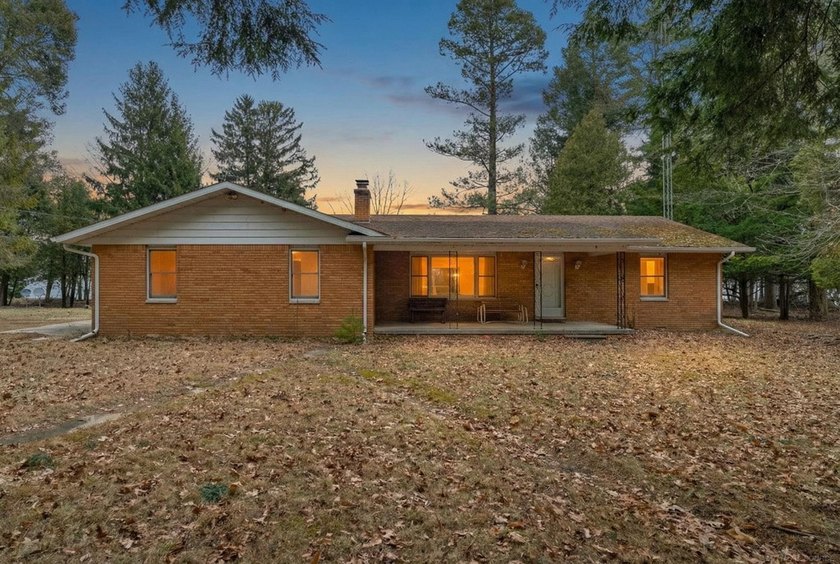 Welcome to your private retreat on the shores of Lake Huron! - Beach Home for sale in Lexington, Michigan on Beachhouse.com