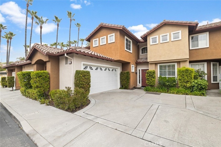 Located in the highly desirable Melinda Heights community of - Beach Condo for sale in Rancho Santa Margarita, California on Beachhouse.com