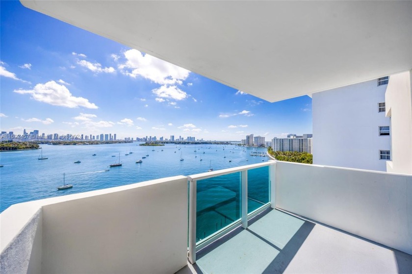 Amazing Panoramic Views of Biscayne Bay and Miami Skyline, makes - Beach Condo for sale in Miami Beach, Florida on Beachhouse.com