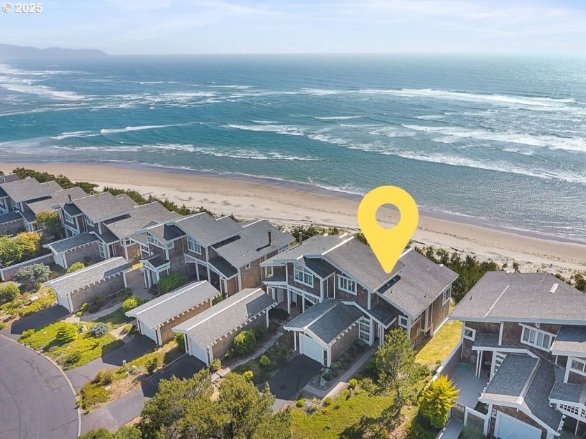 Sweeping panoramic views of the Pacific. Whether you're standing - Beach Home for sale in Tillamook, Oregon on Beachhouse.com
