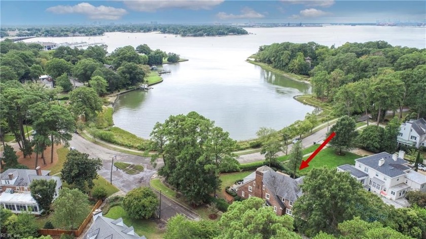 THIS SIGNATURE LOCHHAVEN TUDOR HOME OVERLOOKS LOCHHAVEN COVE - Beach Home for sale in Norfolk, Virginia on Beachhouse.com