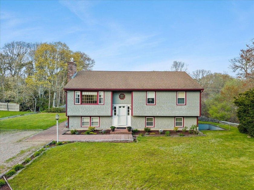 Move right into this well-maintained 3-bedroom, 2 full and 2 - Beach Home for sale in West Yarmouth, Massachusetts on Beachhouse.com