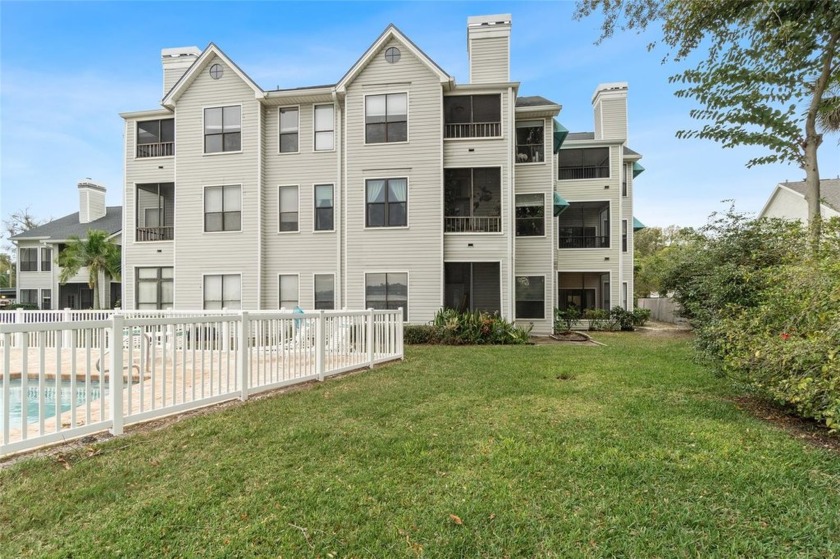 WELCOME HOME!! Enjoy the BEST of carefree Florida living in this - Beach Condo for sale in Tampa, Florida on Beachhouse.com