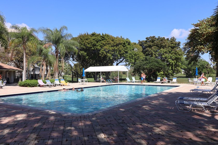 Palm Aire Country Club Golf Home! Beautifully Remodeled this 3 - Beach Condo for sale in Pompano Beach, Florida on Beachhouse.com