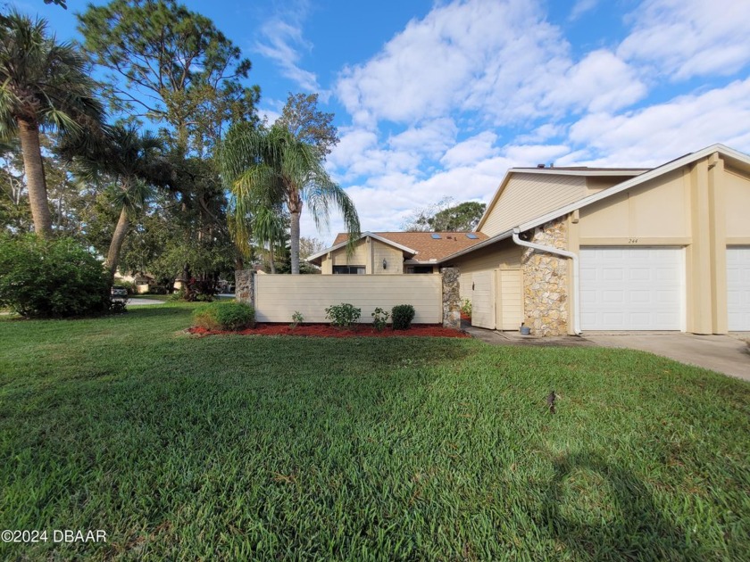 Great Combination, Location & Custom Floorplan! Located in the - Beach Townhome/Townhouse for sale in Daytona Beach, Florida on Beachhouse.com