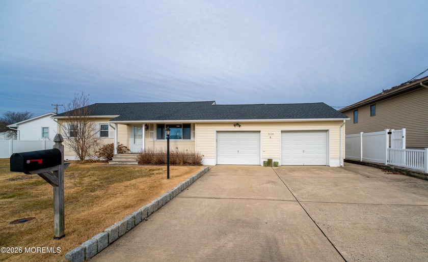 3124 Veeder Avenue - Beach Home for sale in Toms River, New Jersey on Beachhouse.com