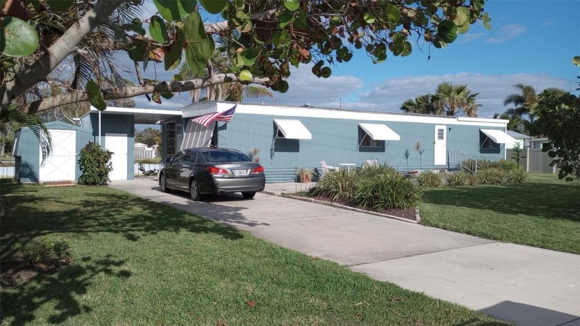 This 2-bedroom, 1-bathroom home is the perfect escape for those - Beach Home for sale in Port Charlotte, Florida on Beachhouse.com