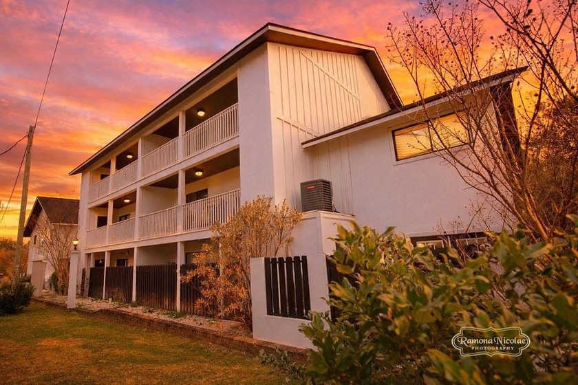 Renovated duplex-style complex with 12 units total, including 6 - Beach Lot for sale in Myrtle Beach, South Carolina on Beachhouse.com