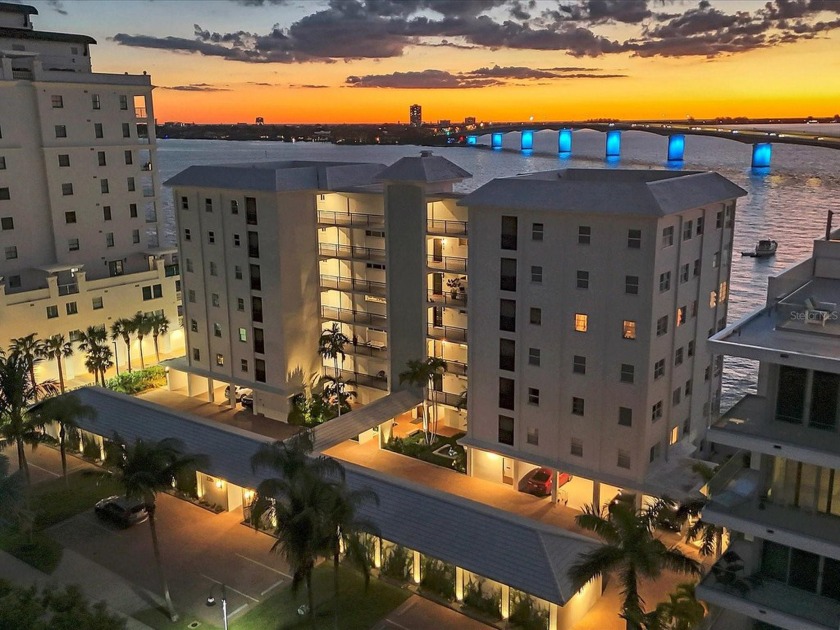 WATER FRONT CONDO***Ideally situated to offer breathtaking views - Beach Condo for sale in Sarasota, Florida on Beachhouse.com