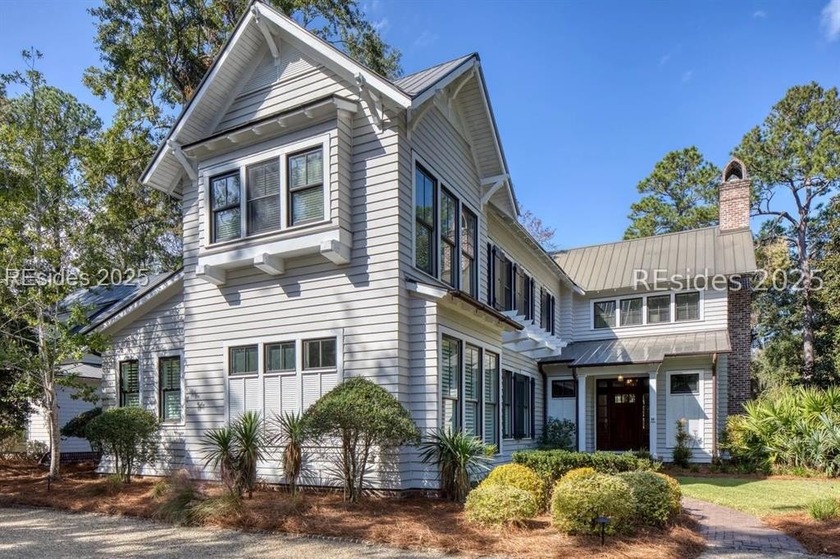 40 Blue Willow is located in the desirable West Wilson Village - Beach Home for sale in Bluffton, South Carolina on Beachhouse.com