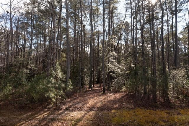 BEAUTIFUL 4.538 acre wooded building lot in Riverwatch ready for - Beach Lot for sale in Gloucester, Virginia on Beachhouse.com