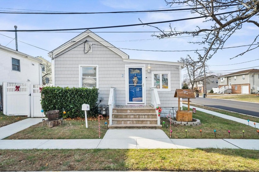 Built in 1939 and fully renovated just three years ago, this - Beach Home for sale in Babylon, New York on Beachhouse.com