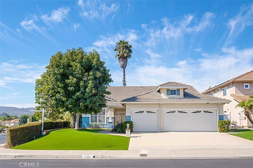 Your Dream Home Awaits in Flora Vista! Welcome to this beautiful - Beach Home for sale in San Clemente, California on Beachhouse.com