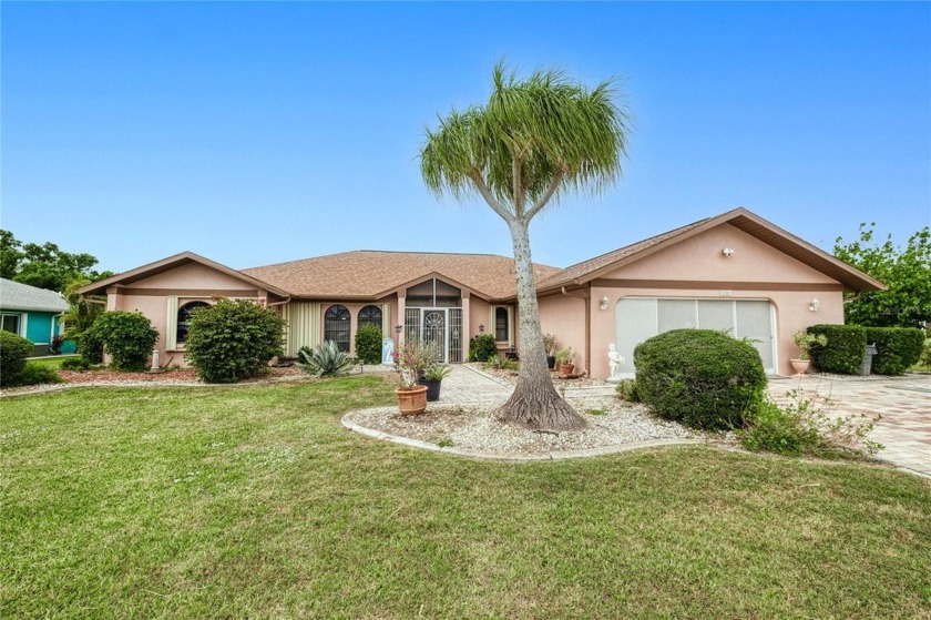UPDATED, LARGE POOL, DOUBLE LOT, LAKE VIEW AND FULLY FURNISHED - Beach Home for sale in Punta Gorda, Florida on Beachhouse.com