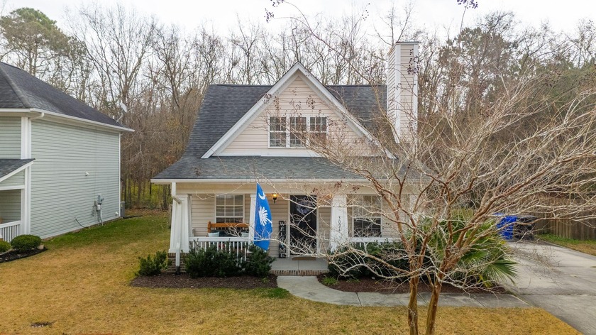 Amazing 3 bedroom home under $550k, centrally located on a quiet - Beach Home for sale in Mount Pleasant, South Carolina on Beachhouse.com