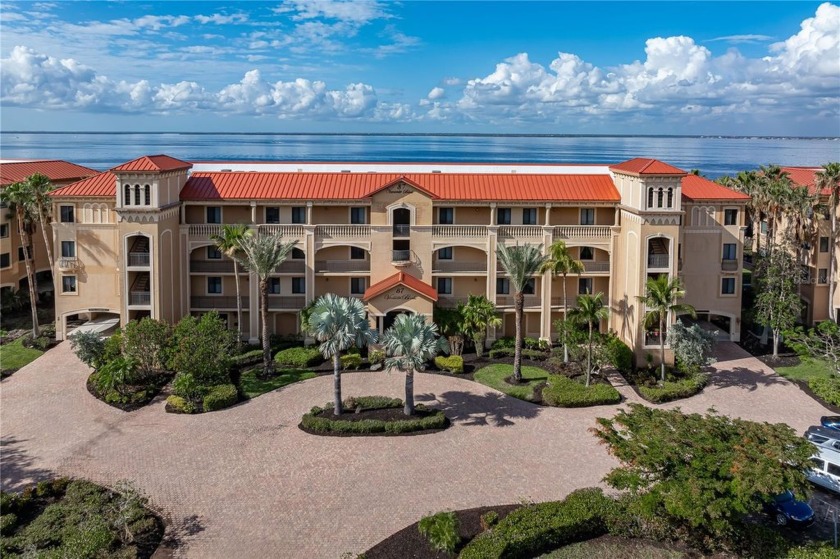 IT'S ALL ABOUT THE VIEW HERE! Enjoy a full harbor view from this - Beach Condo for sale in Punta Gorda, Florida on Beachhouse.com