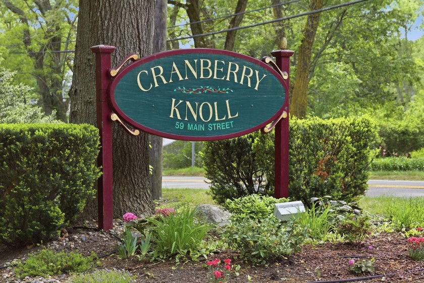Welcome to Cranberry Knoll! This highly sought after spacious - Beach Condo for sale in Dennis, Massachusetts on Beachhouse.com