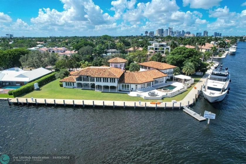 What is so captivating about this highly desirable point lot - Beach Home for sale in Fort Lauderdale, Florida on Beachhouse.com