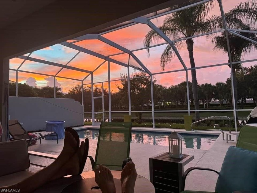 Gorgeous Gut Renovated Oakmont Pool Home! 3 inch mitered Cambria - Beach Home for sale in Naples, Florida on Beachhouse.com