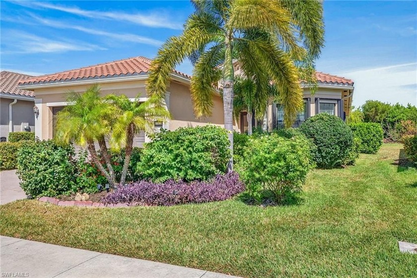 The perfect winter retreat or new place to call home! This - Beach Home for sale in Fort Myers, Florida on Beachhouse.com