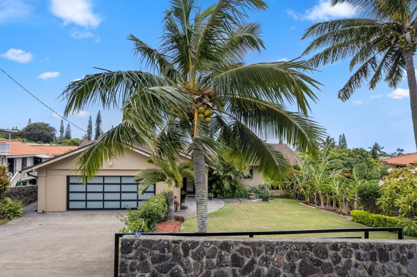 Multipurpose residence that has the flexibility for a variety of - Beach Home for sale in Lahaina, Hawaii on Beachhouse.com