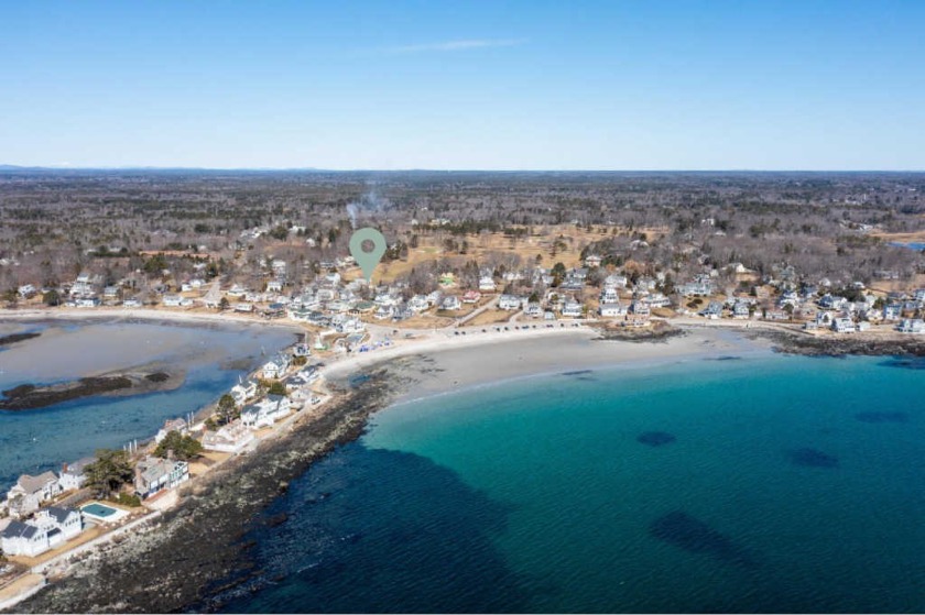 Are you in search of a versatile family compound that doubles as - Beach Home for sale in Kennebunk, Maine on Beachhouse.com