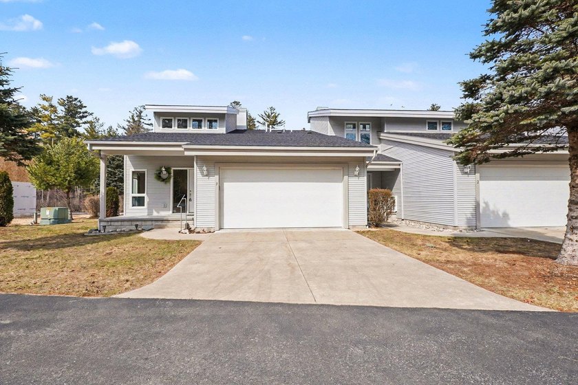 Welcome to 1311 Beechwood Unit 3, an exceptional condominium - Beach Condo for sale in East Tawas, Michigan on Beachhouse.com