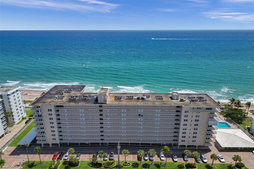 CORNER UNIT WITH INCREDIBLE VIEWS OF OCEAN AND INTRACOASTAL FROM - Beach Condo for sale in Hillsboro Beach, Florida on Beachhouse.com
